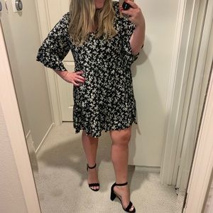 Cute black and white flowy sundress